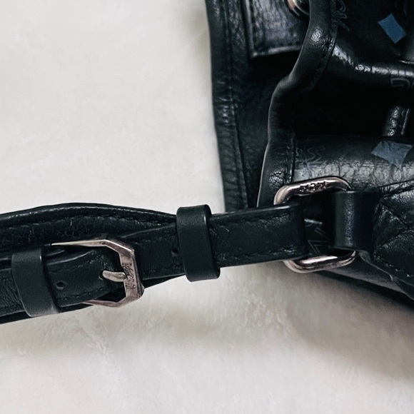 MCM bucket, black cognac - Picture 5 of 12